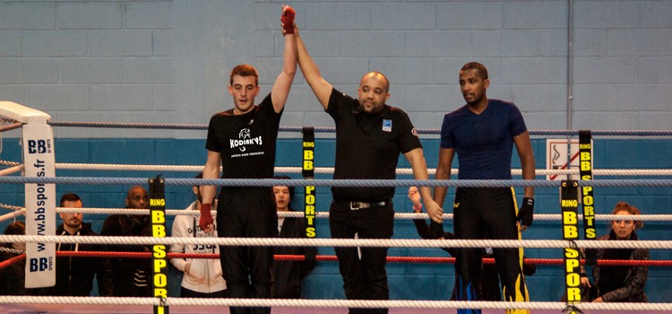 Boxe française : la leçon technique de Jacky